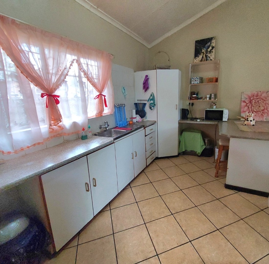 5 Bedroom Property for Sale in Brits North West